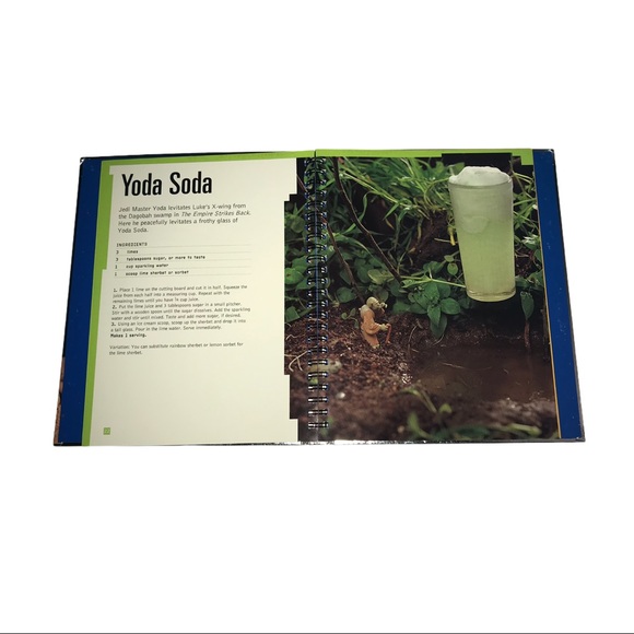 Star Wars Cookbook and Pez - Picture 6 of 6